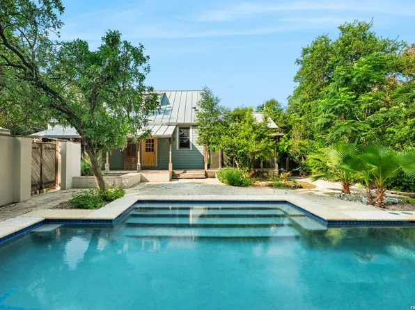 123 Armour Pl, San Antonio, TX 78212
