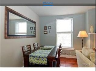 911 W School St, Chicago, IL 60657