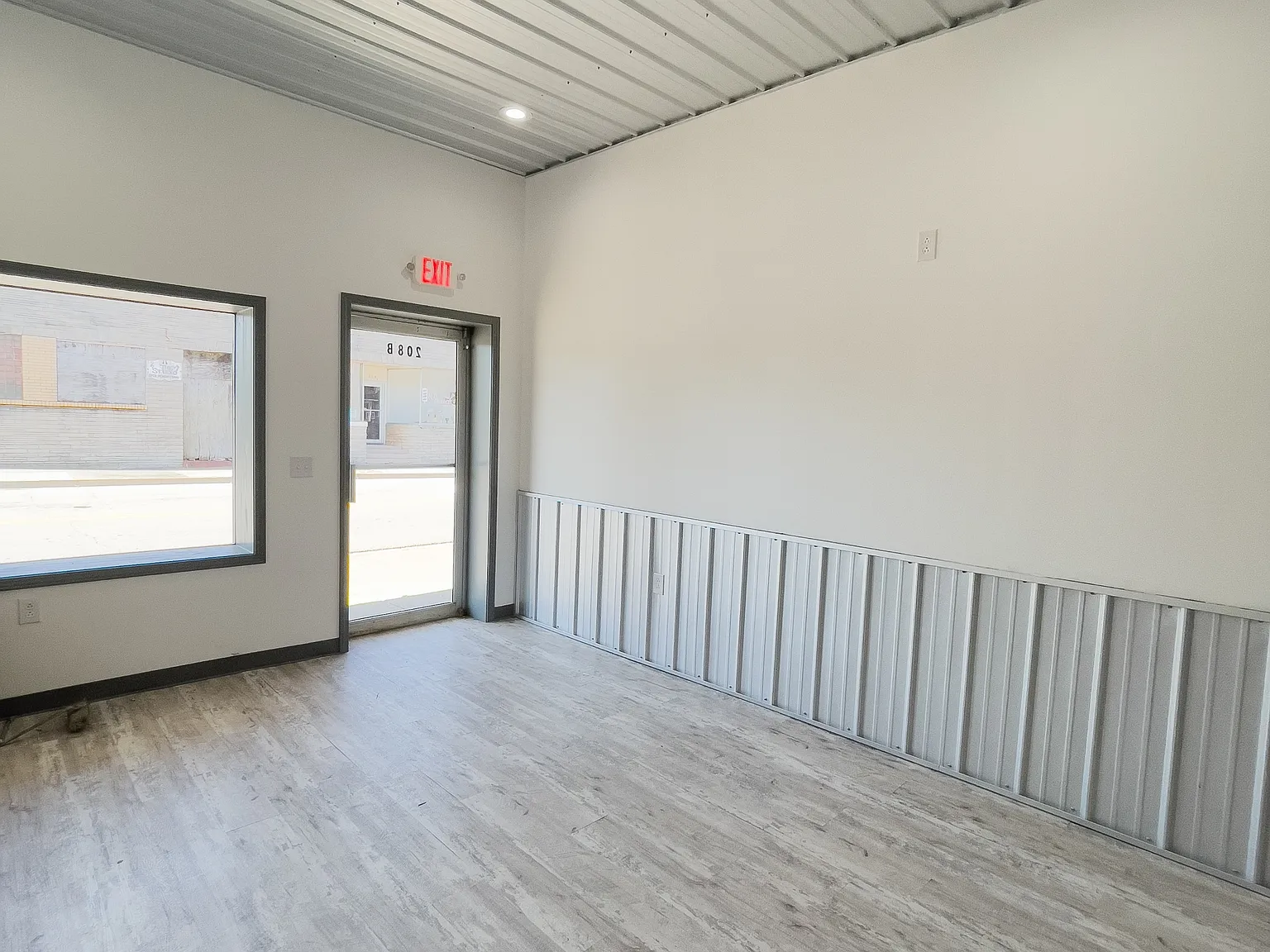 208 Fayette Street - B — Photo 3
