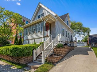 1814 E Newton Ave, Shorewood, WI 53211