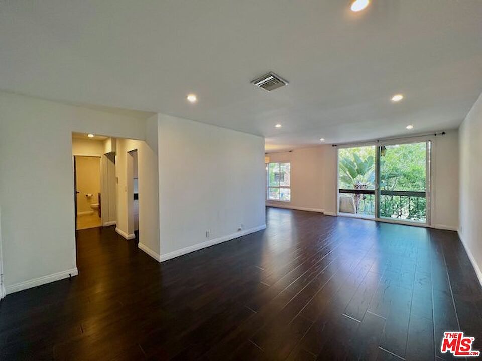 1st image of 1735 N Fuller Ave APT 326