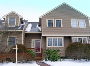 14 Weybridge Ln, Hopkinton, MA 01748