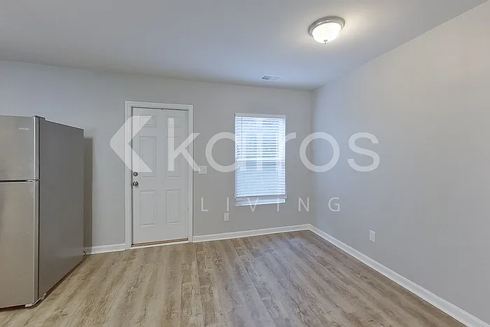 318 Sunrise Cir — Photo 7