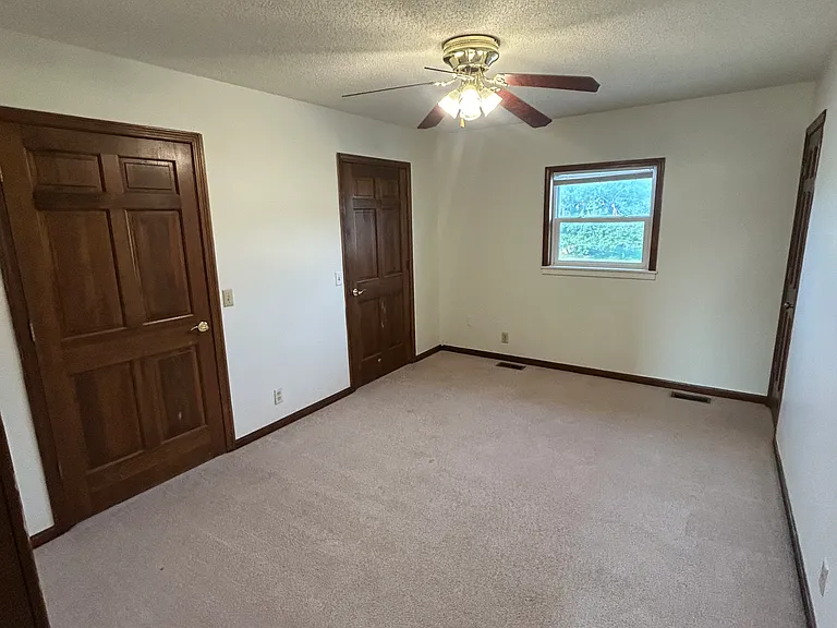 2326 Hillcrest Dr #2326 — Photo 10