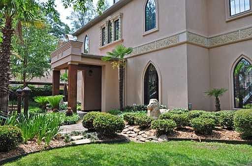 3rd image of 1090 Waters Edge Cir