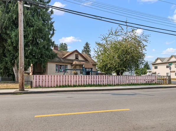 9475 Williams St, Chilliwack, BC V2P 5E8