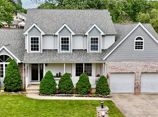 46 Shannon Dr, Hurricane, WV 25526