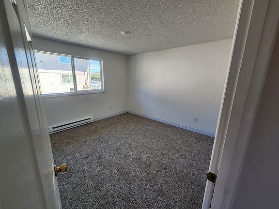 4th image of 518 NW 6th St APT 4