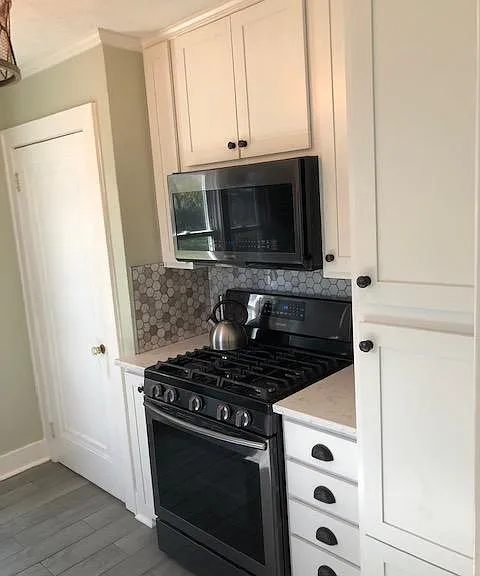 109 Franklin St — Photo 8