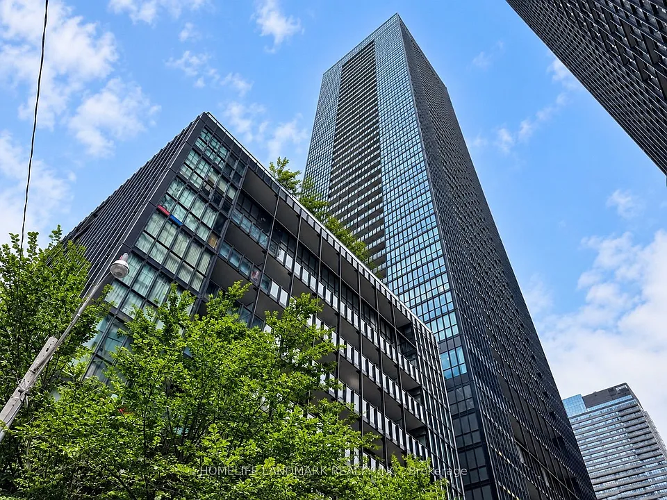 101 Charles St E #415