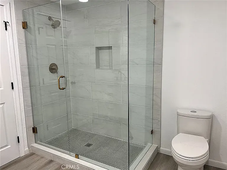 4750 Mariposa Dr — Photo 15
