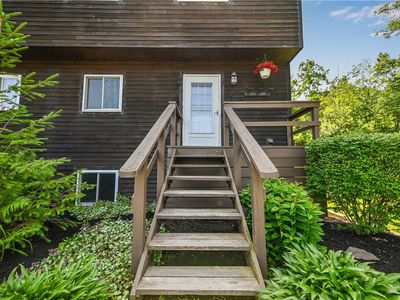 7 Pinewood Ln S, Naples, NY, 14512