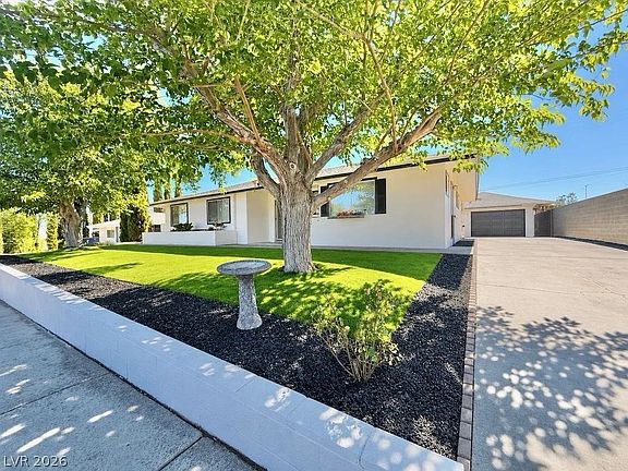 2nd image of 608 Bryant Ct