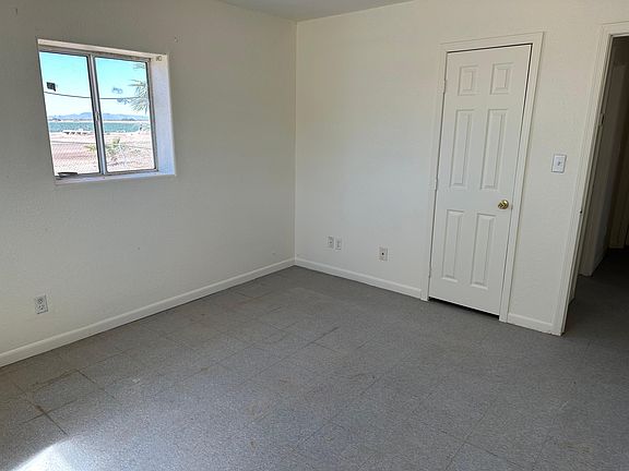4th image of 525 S Avenue 52e #7