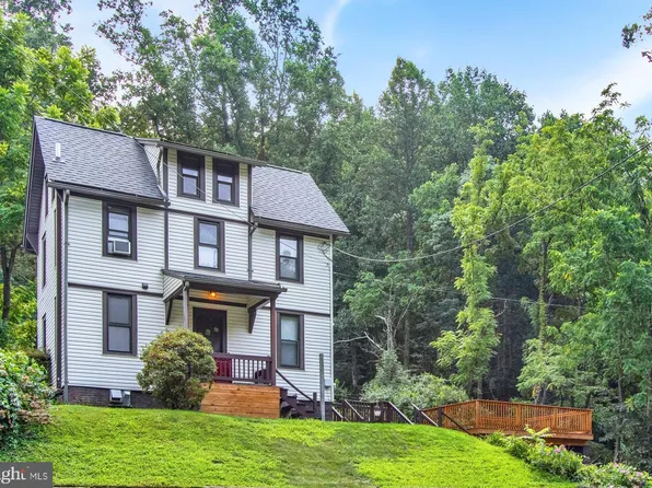 1526 Green Hills Rd, Birdsboro, PA 19508