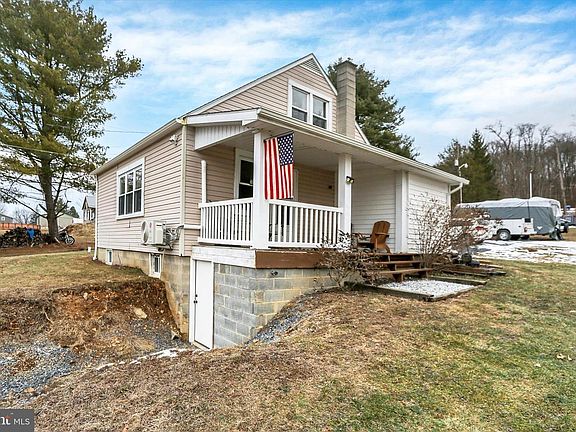 2nd image of 20 Goodman Ave