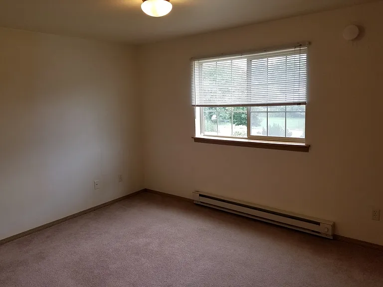 26-1435 3rd Ave E #26 — Photo 5