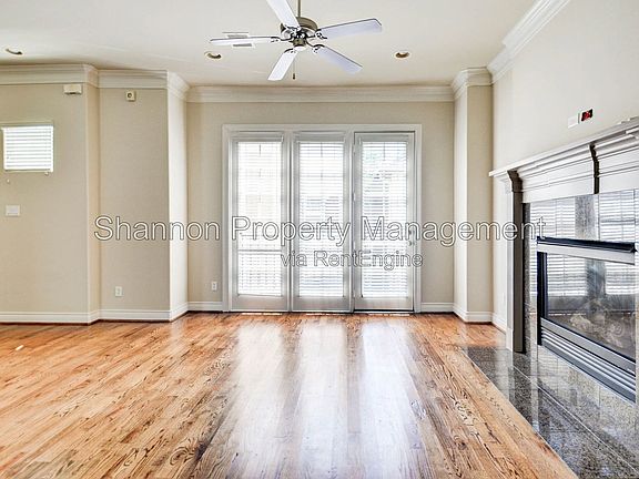 5th image of 2731 Sherwin St