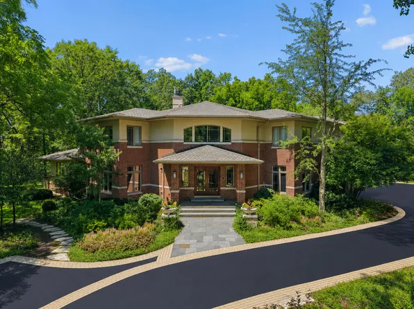 200 Glenwood Rd, Lake Forest, IL 60045