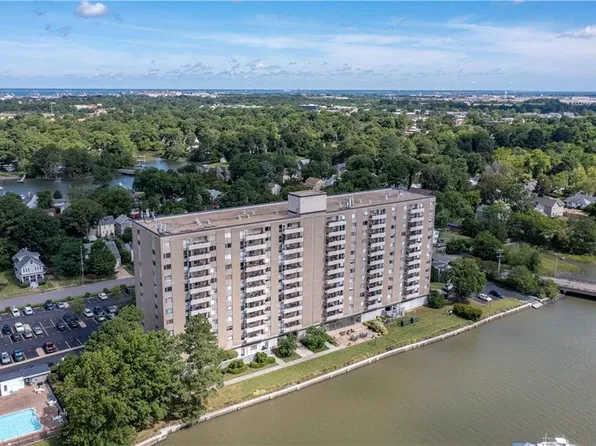 7320 Glenroie Ave APT 12J, Norfolk, VA 23505