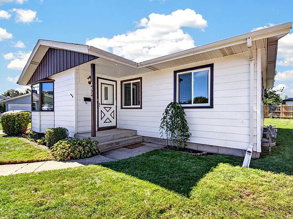 3rd image of 8536 18th AVENUE