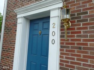 200 Hawks View Sq SE, Leesburg, VA 20175