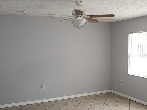 4th image of 4619 Reynosa Dr SW