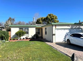 142 Broadway St, Redwood City, CA 94063