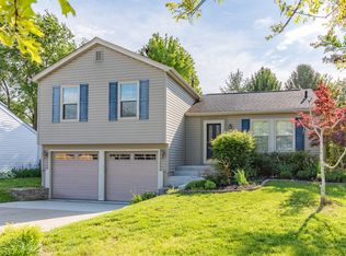 8347 High Ridge Dr, Powell, OH 43065