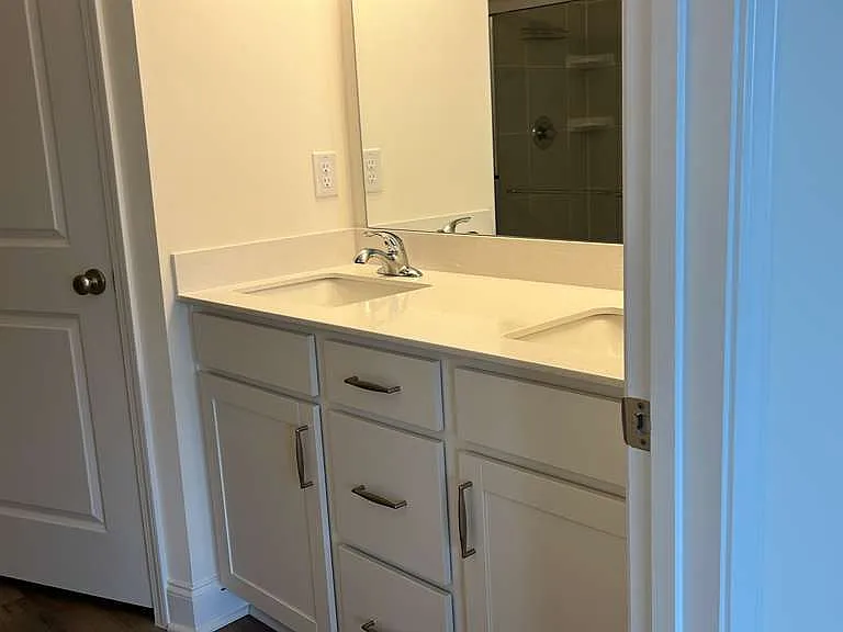 50 Anastasia St — Photo 22