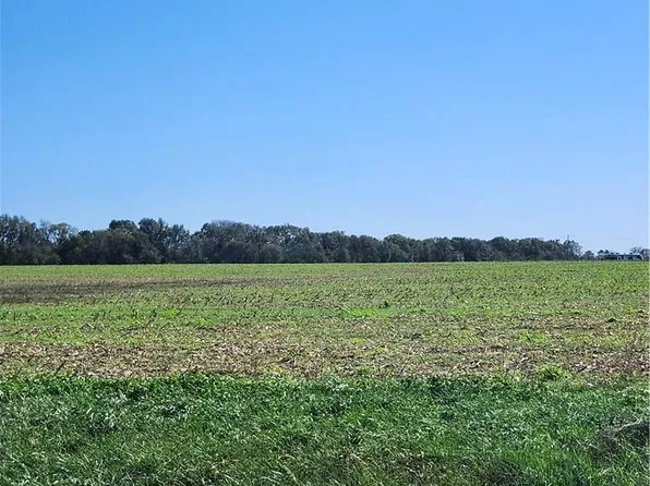 2 E 291st St, Freeman, MO 64746