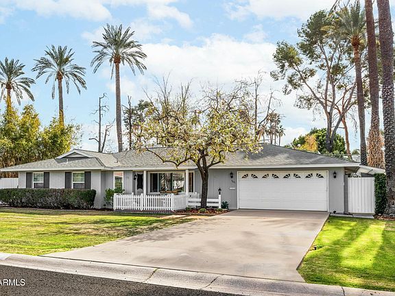 2nd image of 4631 E CATALINA Drive