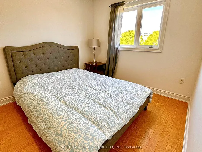 43 Madelaine Dr #4 — Photo 8