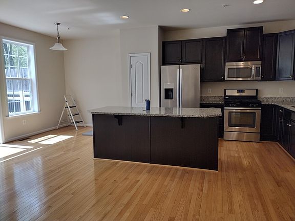 4th image of 4903 Forest Pines Dr