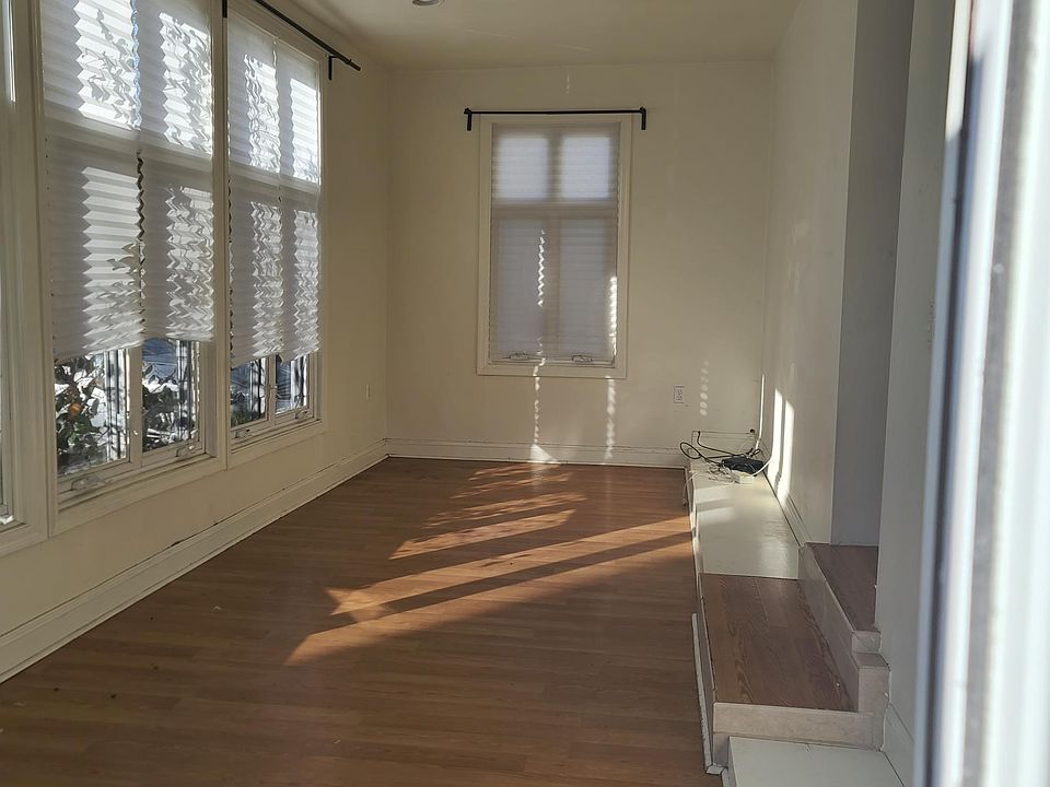 1st image of 290 Farragut Ave