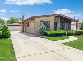8551 W Normal Ave, Niles, IL 60714