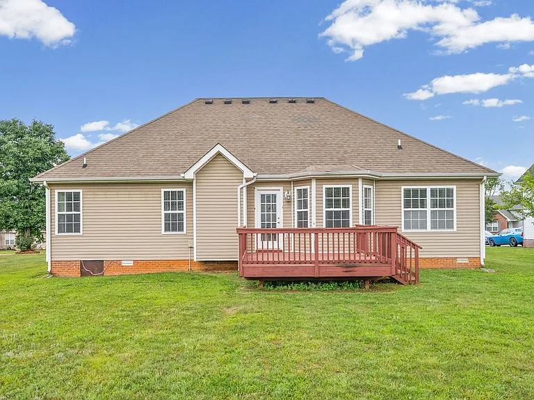 3932 Gaine Dr — Photo 27