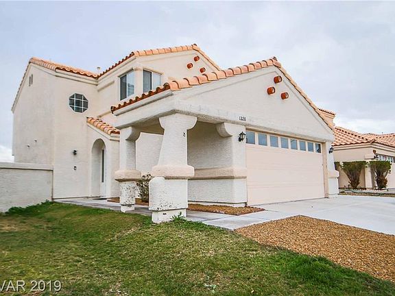 3rd image of 1228 Pacific Terrace Dr