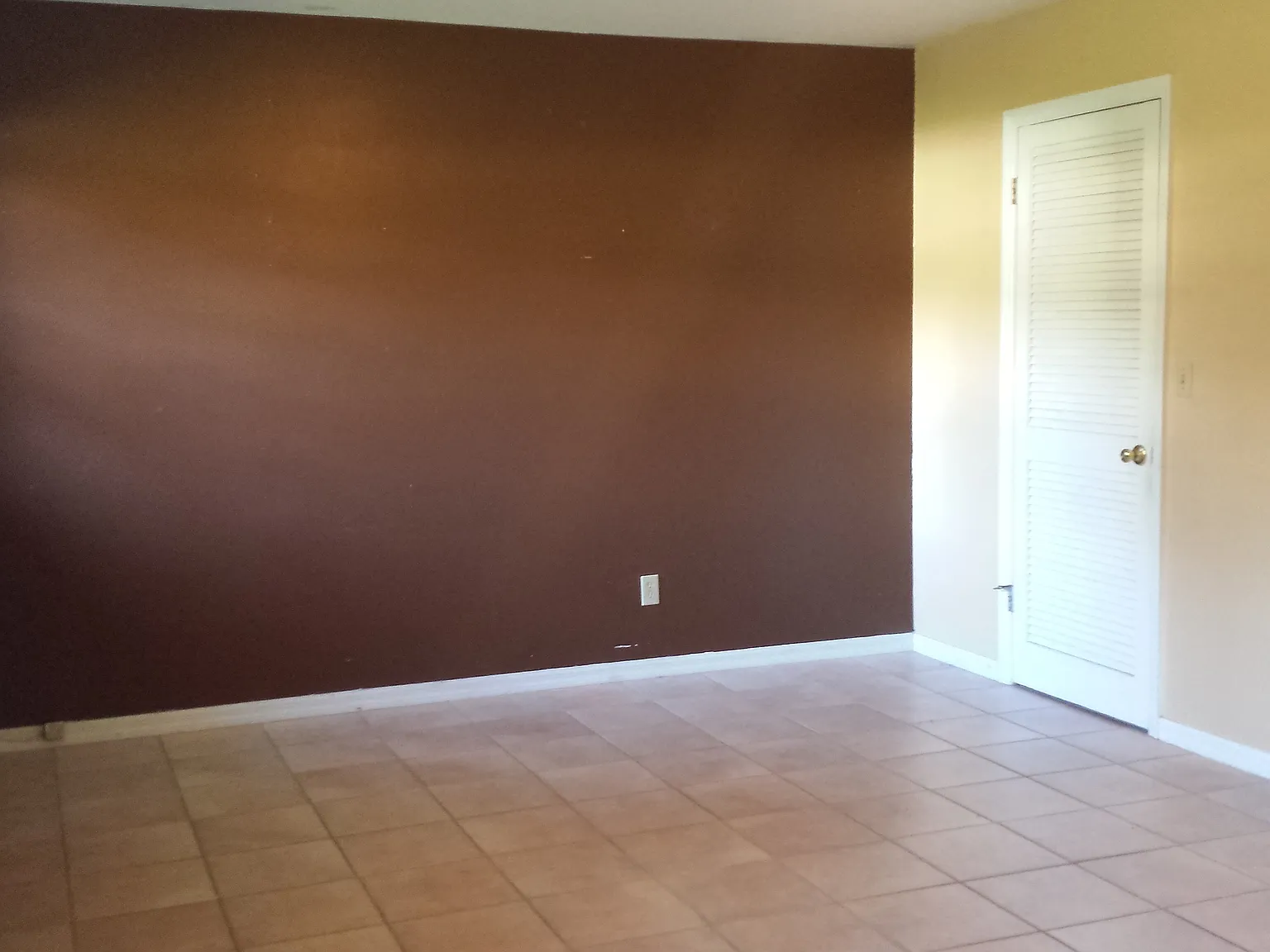 2 bed, 1600 sqft, $1,700 — Photo 4