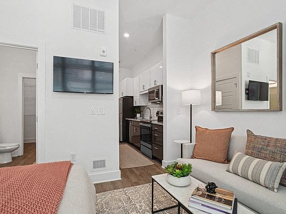 2nd image of 3500 Philemon Ave #462