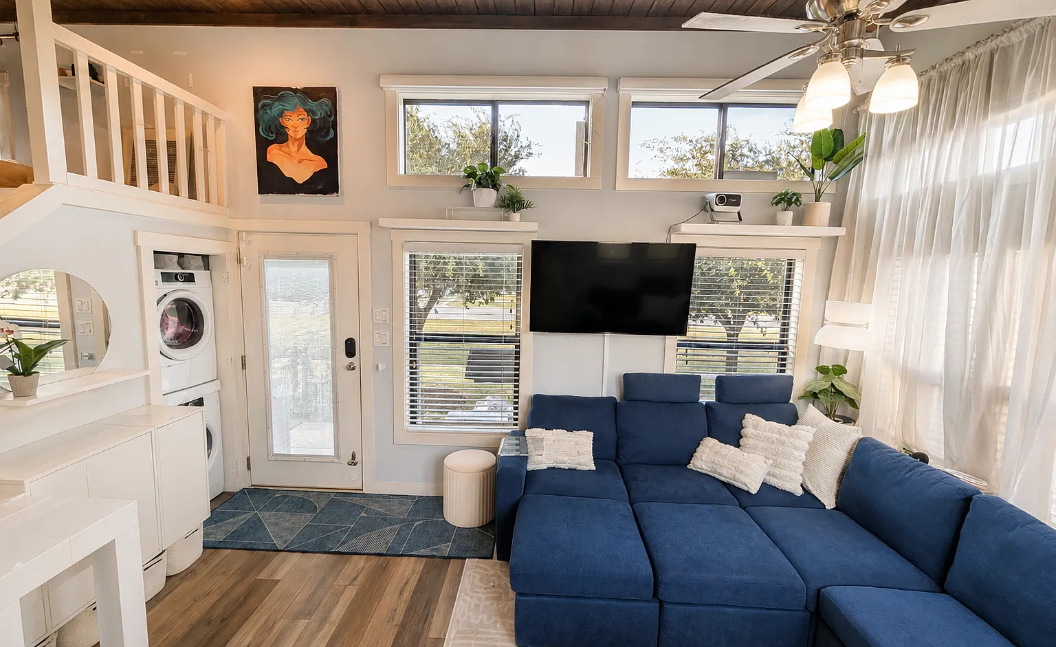 2 bed, 399 sqft, $2,250 — Photo 2