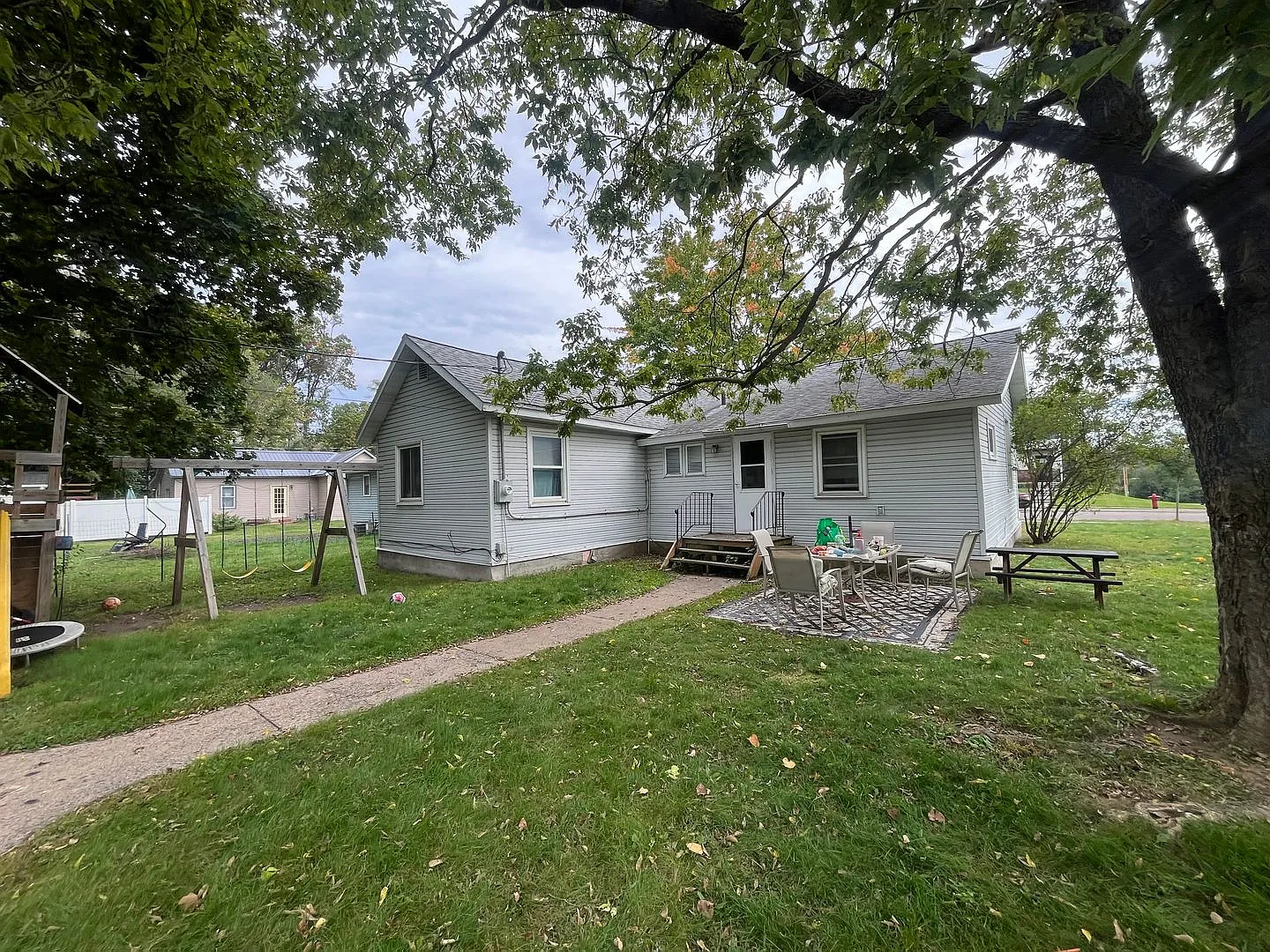 $1,175 | 2BD 1BA| 2306 2nd St | 11/1! — Photo 1