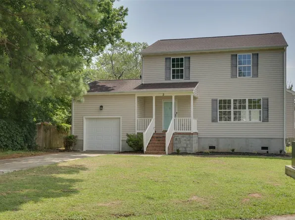 2 Hampshire Dr, Hampton, VA 23669