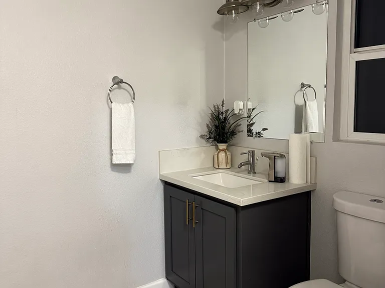 16294 Heathfield Dr — Photo 3