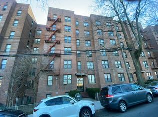740 E 232nd St APT 5G, Bronx, NY 10466