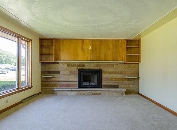 4th image of 1240 Melrose Dr
