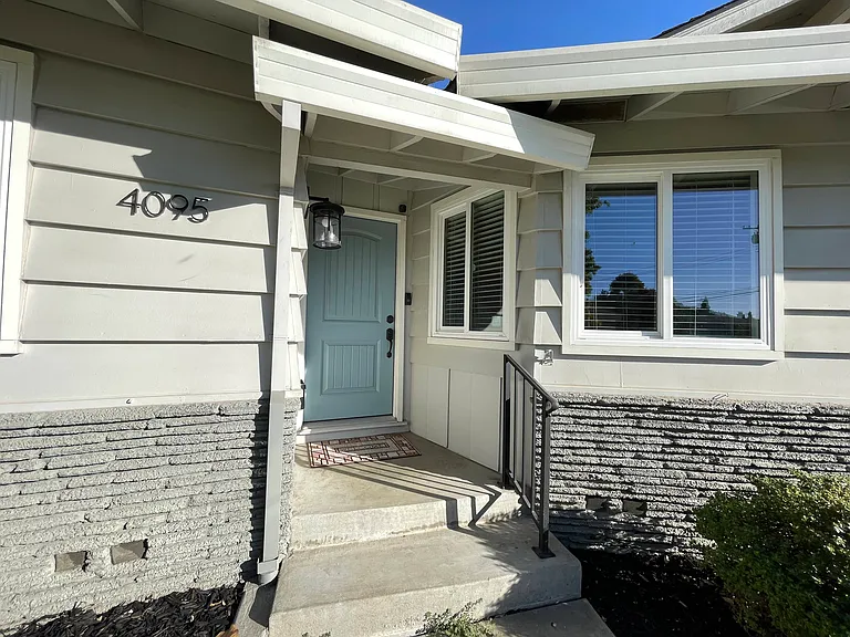4095 Fotos Ct — Photo 3