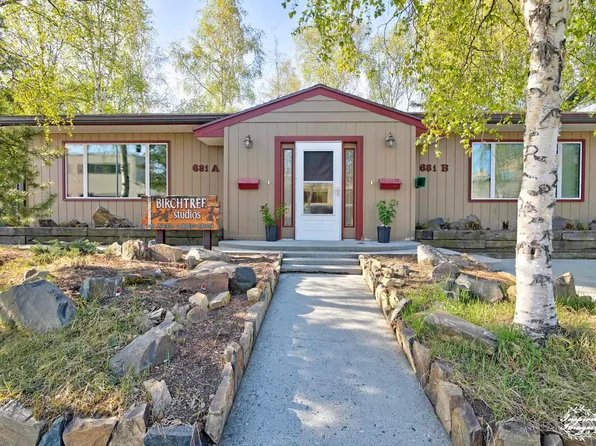 681 8th Ave, Fairbanks, AK 99701