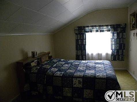 5th image of 110 W Stanton St