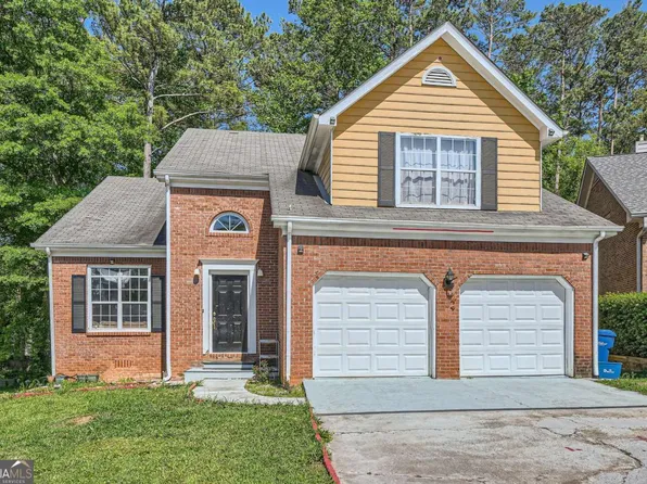 3812 Maclaren Dr, Clarkston, GA 30021